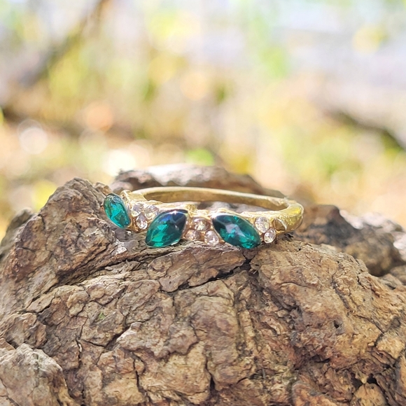 Gold Toned Gemstone Ring - Picture 1 of 6